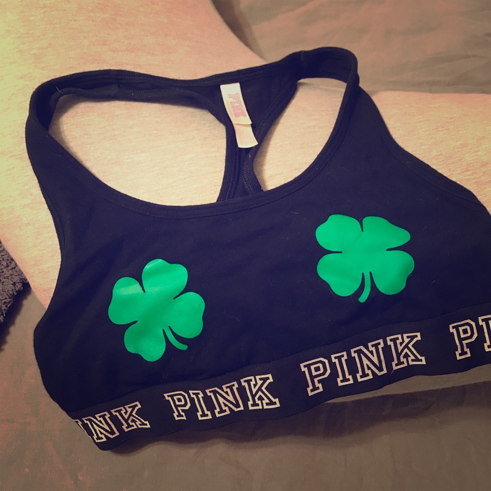 PINK Shamrock Sports Bra 🍀🍀🍀